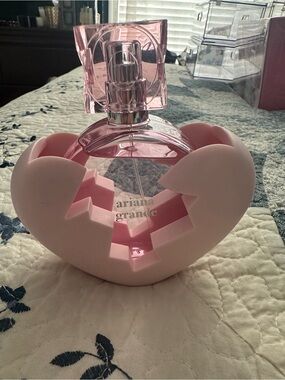 Ariana Grande Thank u Next perfume